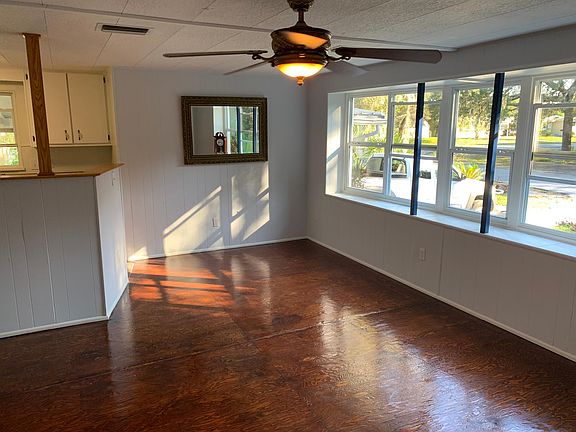 3rd image of 80 Barbarosa St