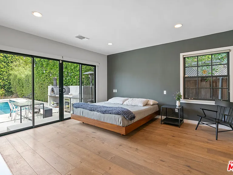 12939 Dickens St — Photo 12