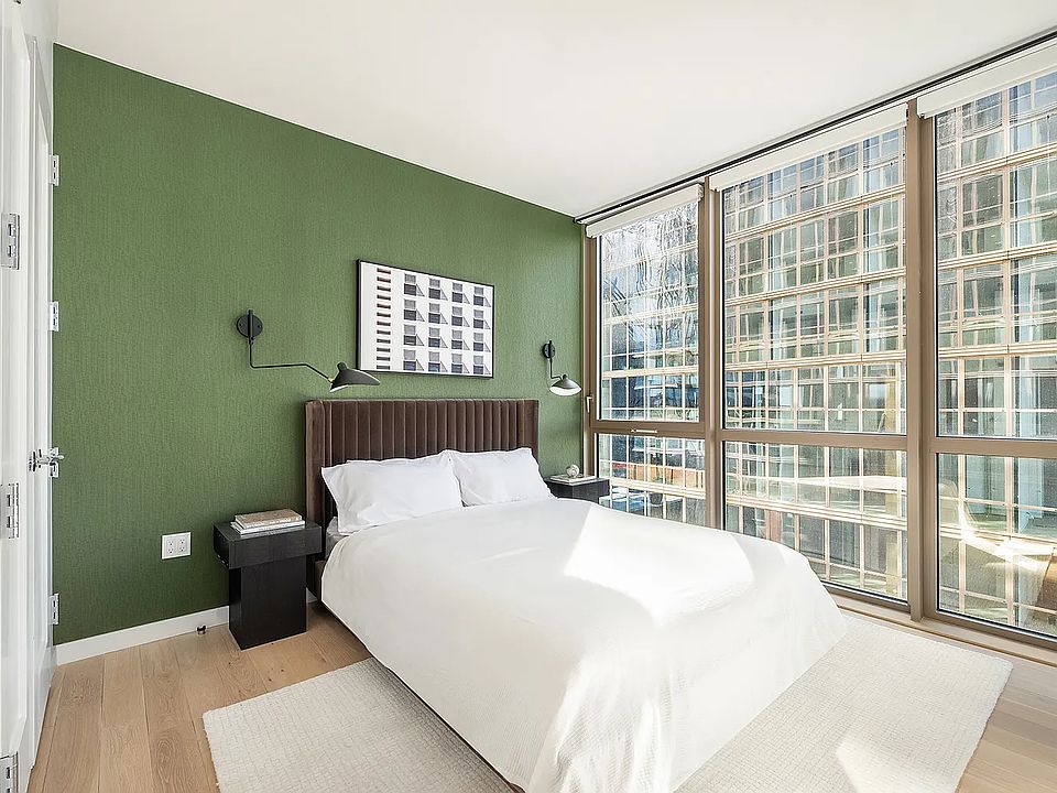 1st image of 325 Bond St #332