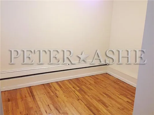 Rented by Peter Ashe | media 10