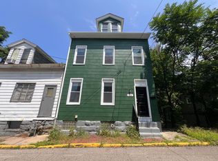 1104 Brabec St, Pittsburgh, PA 15212