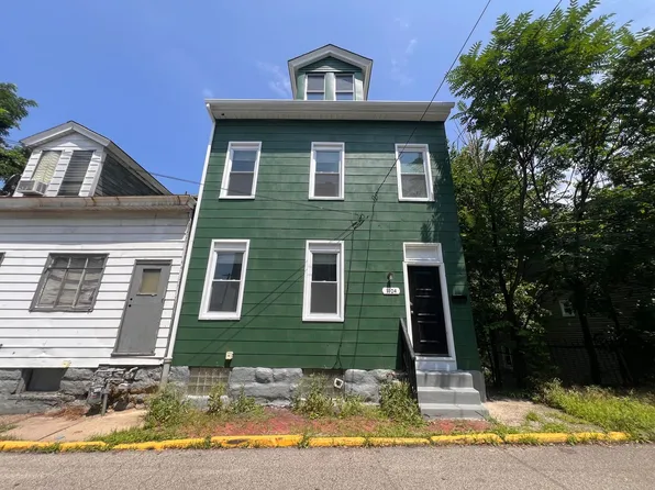1104 Brabec St, Pittsburgh, PA 15212