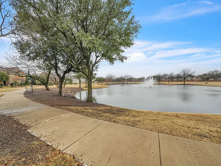 5048 Exposition Way — Photo 49