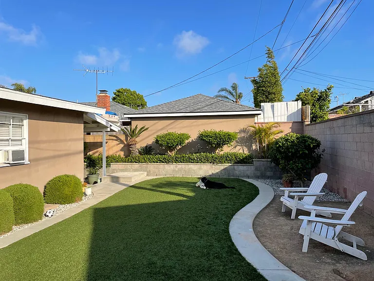 Spacious backyard