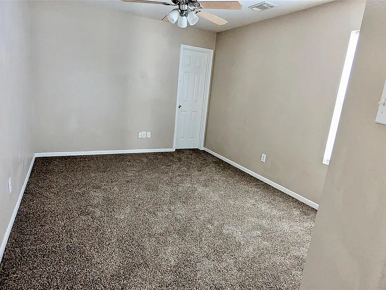 15423 Fir Woods Ln — Photo 15