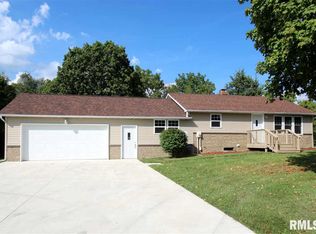556 Santa Fe Trl, Metamora, IL 61548