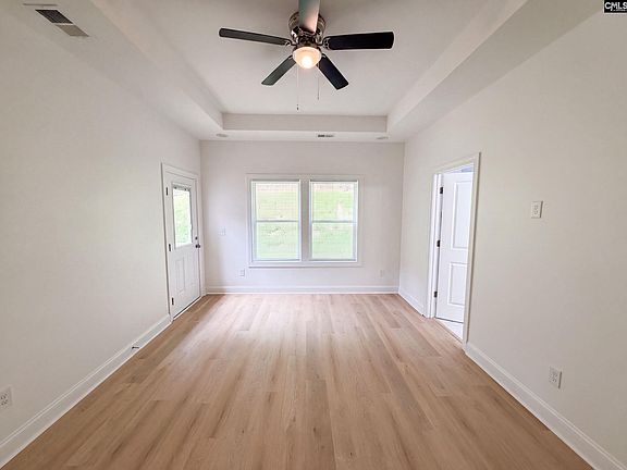 4th image of 145 Pond Oak Ln