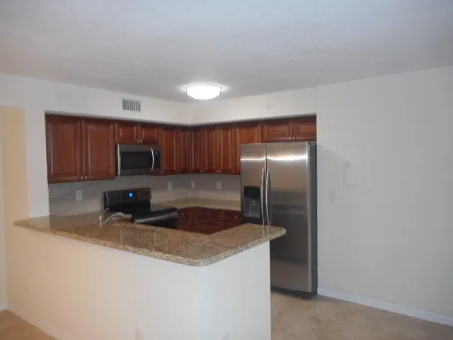1260 Wildwood Lakes Blvd #104 — Photo 6