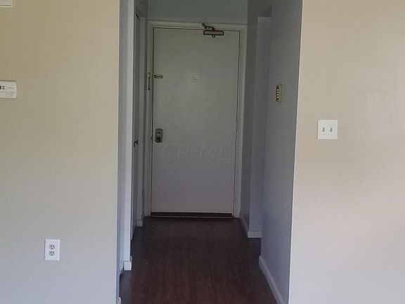 2nd image of 594 Moull St APT 6