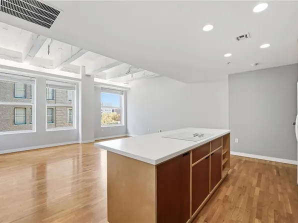 21 W 10th St APT 5C, Kansas City, MO 64105