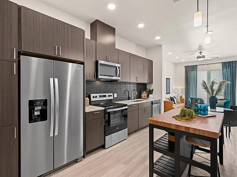 La Via Apartments — Photo 18