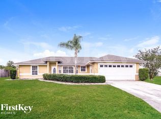 633 Berkley Pointe Dr, Auburndale, FL 33823