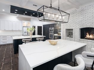 5919 Club Hill Pl, Dallas, TX 75248