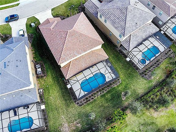 4th image of 5219 Wildwood Way