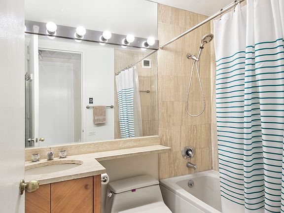 3rd image of 255 E 49th St APT 11C