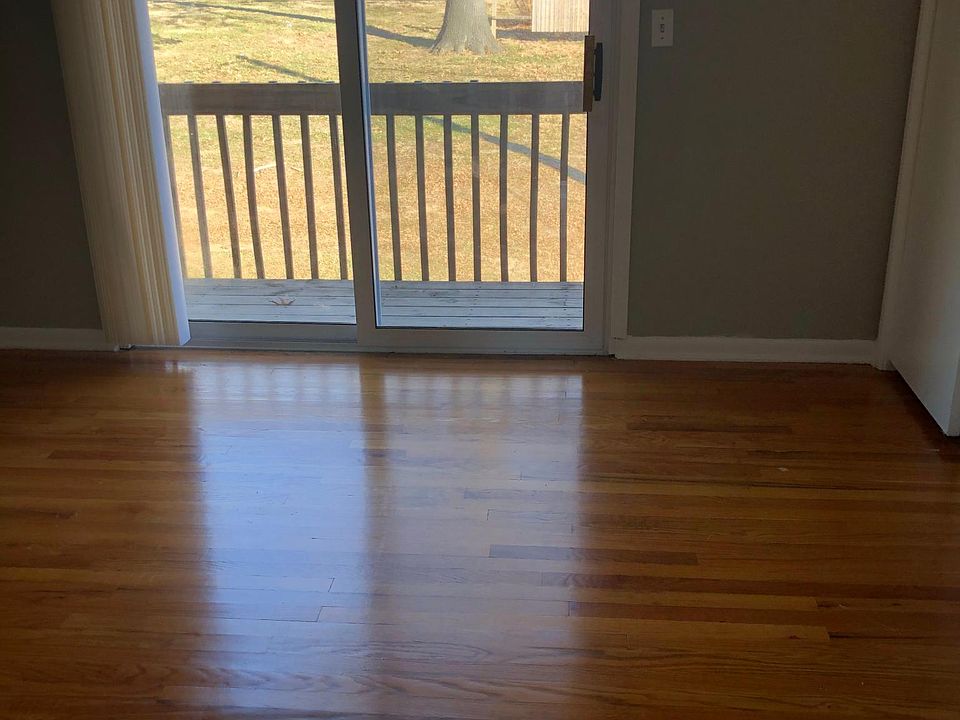 2nd image of 11 N Riley St #205