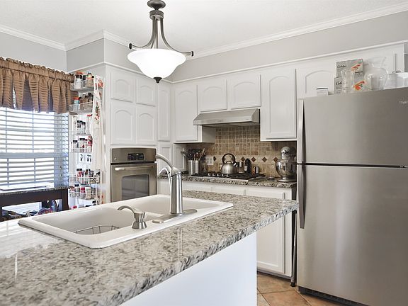 4th image of 1283 Corsican Ln
