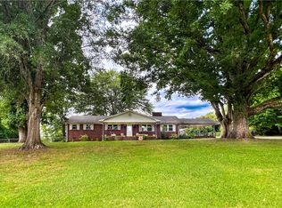 305 Mary Ann St, Easley, SC 29640