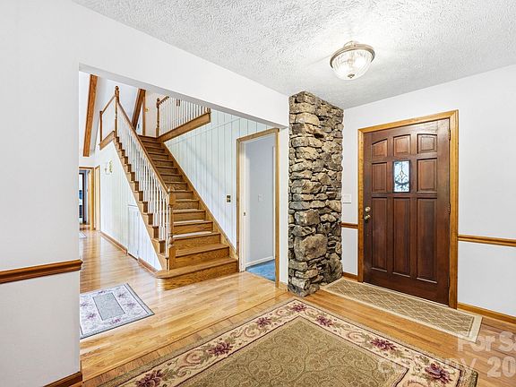 4th image of 260 Tranquility Pl