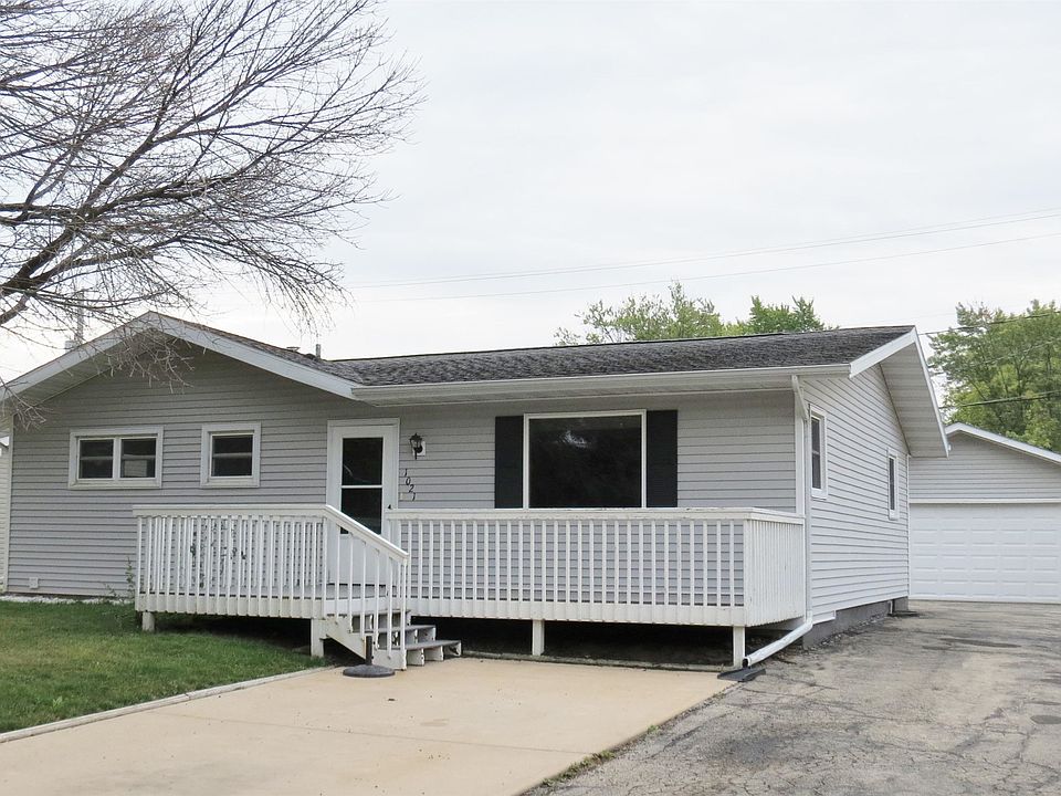1021 Kathey Dr, Maquoketa, IA 52060 Zillow