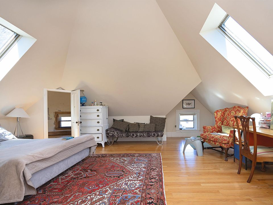 40th image of 154 Boynton Avenue