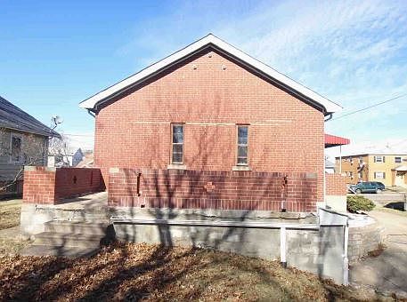 2nd image of 1811 Goodman Ave