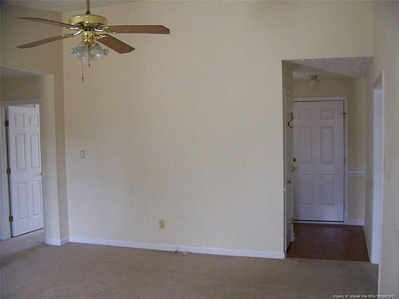 3rd image of 3613 Hastings Dr