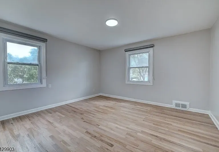 9 Park Dr — Photo 9