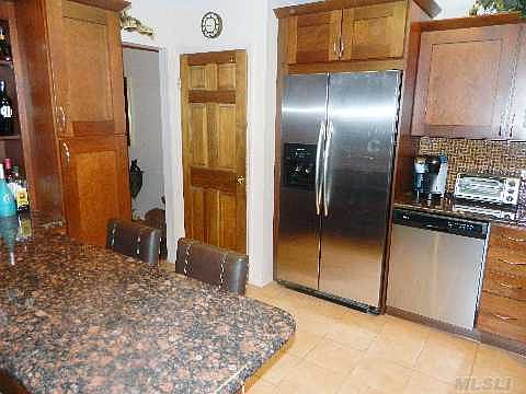 4th image of 116 Chester Ave