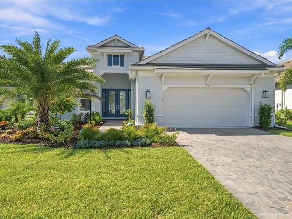 11913 Raggio Dr, Fort Myers, FL 33913