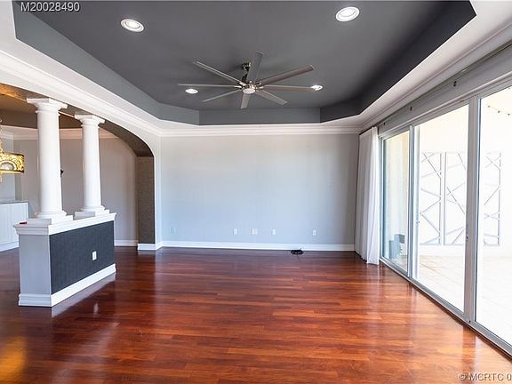 4th image of 50 SE Ocean Blvd APT 304