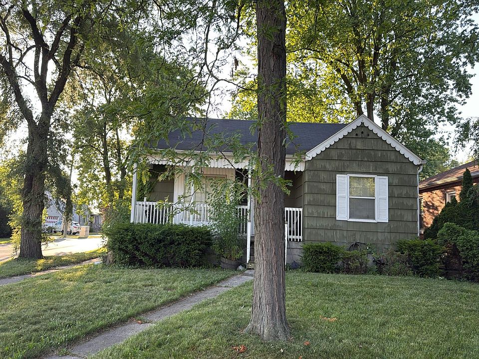 1st image of 17903 Walter St