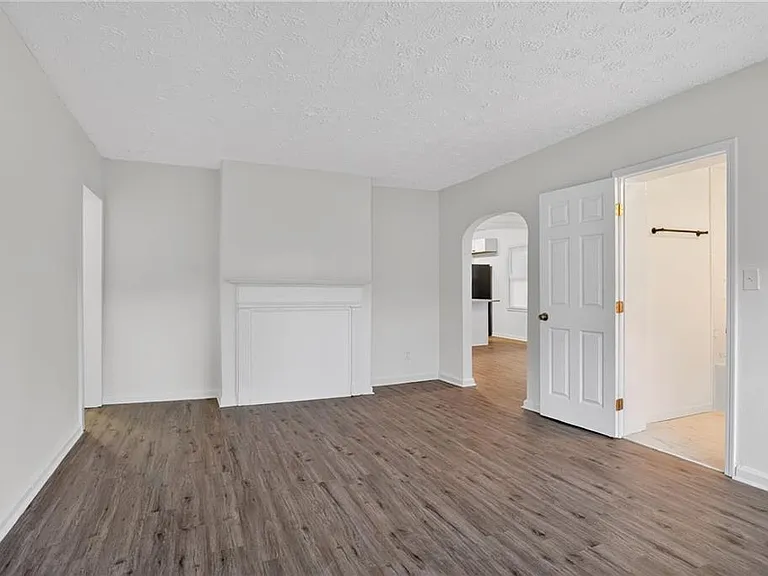 1439 Westboro Dr SW — Photo 17