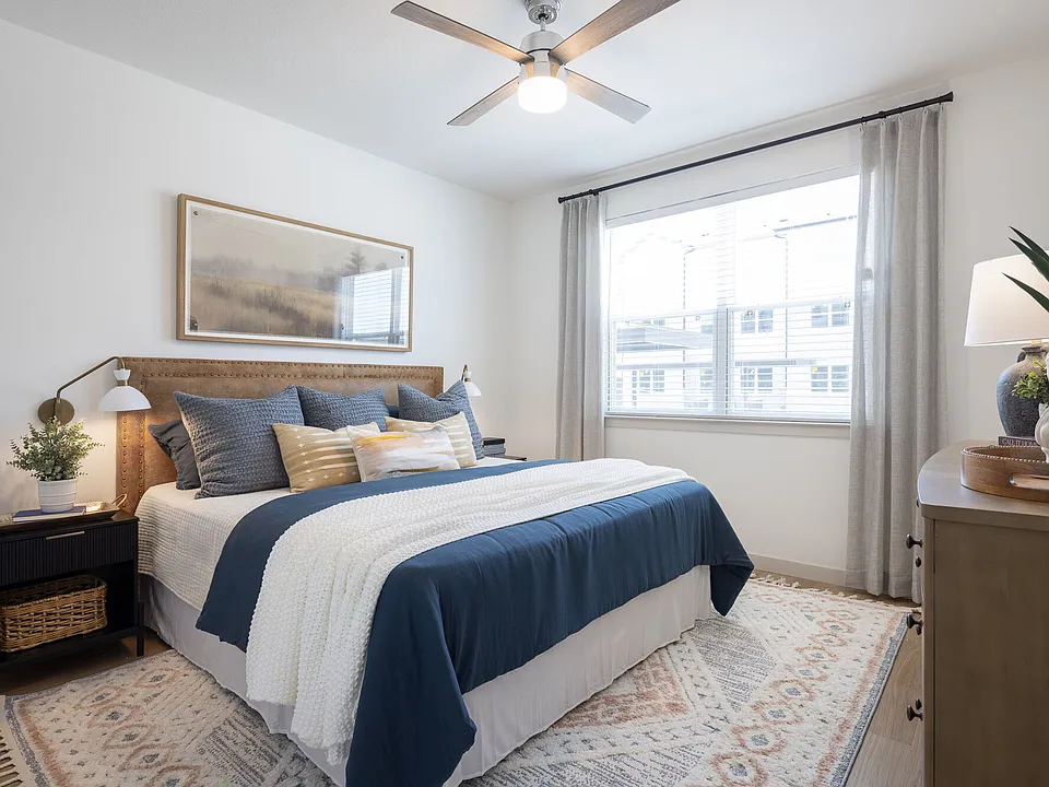 Prose Decker Lake apartments community photo