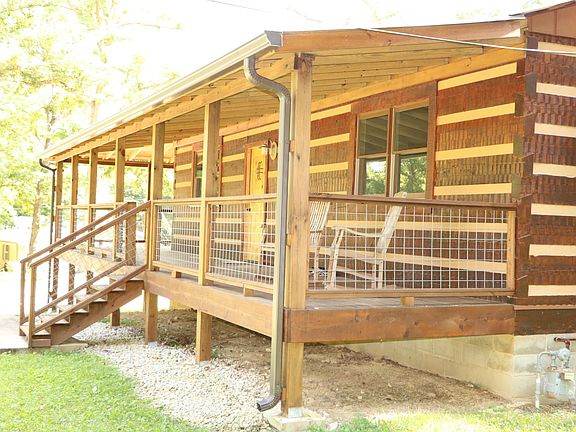 2nd image of 340 N Wrens Nest Ave