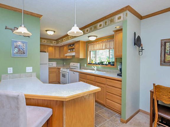 5th image of 734 Catfish Dr