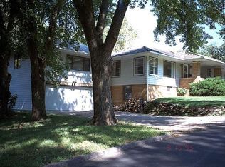 406 Glass St, Oakland, IA 51560