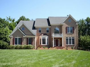 11268 Derosnec Dr, Oakton, VA 22124