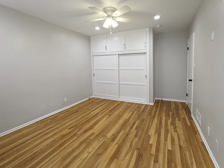 458 S Oakhurst Dr #5 — Photo 14