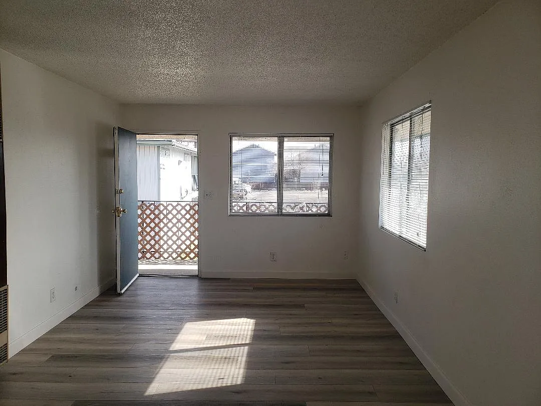 1 bed, 485 sqft, $1,200 — Photo 3