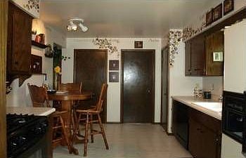 3rd image of 2320 N 116th St