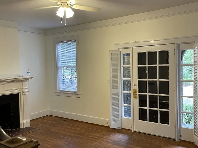 921 Gregg St #1 — Photo 5