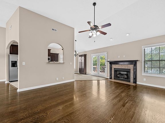 5th image of 1458 Cobra Ln