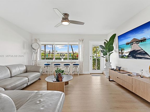 3rd image of 900 Atlantic Shores Blvd APT 116