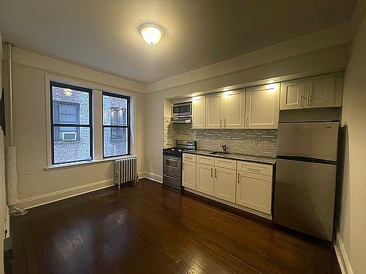 2nd image of 4535 42nd St APT 1B