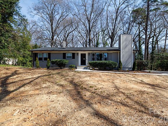 4th image of 1610 India Hook Rd