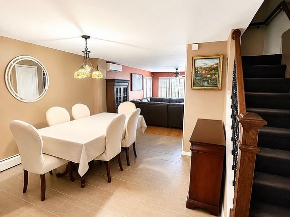 4th image of 159 Sportsmans Avenue