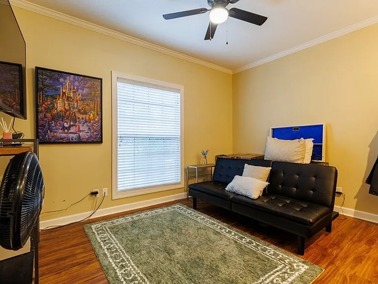 4004 Grey Oak Dr — Photo 8