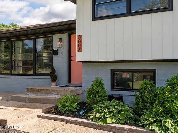 2nd image of 3006 Roselawn Blvd