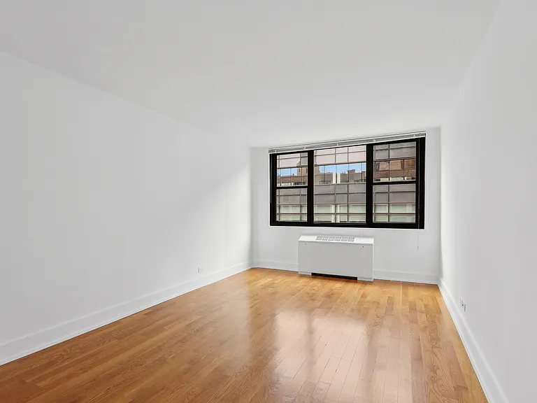 330 W 58th St #16K — Photo 7